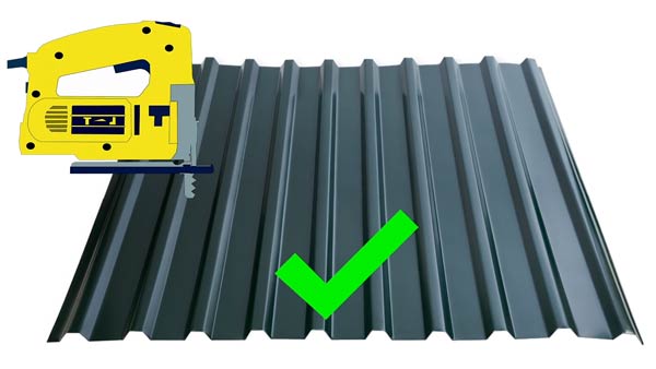 Hinweis zur Verwendung von Handblechscheren oder Maschinenscheren wie Aushauscheren